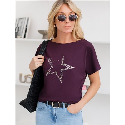 Нарядная футболка с блестящим принтом