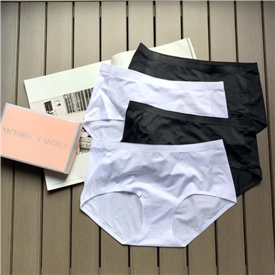 Трусики  v c 4 шт