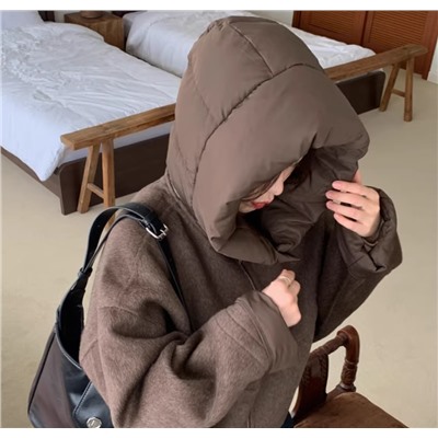 Курточка, размер единый. Как говорится от мала до велика 😂