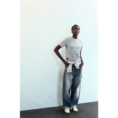 SHIMMER TEXT T-SHIRT