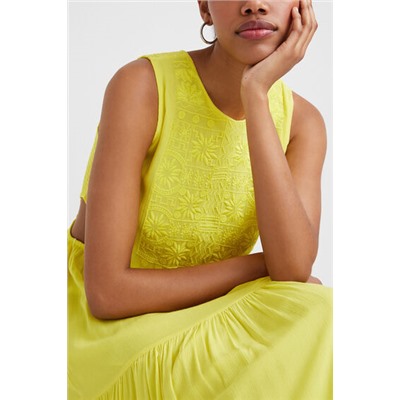 Vestido cut-out amarillo