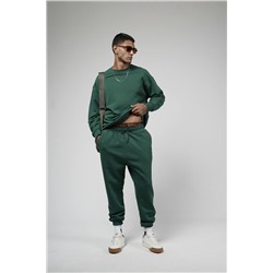 Костюм зеленый