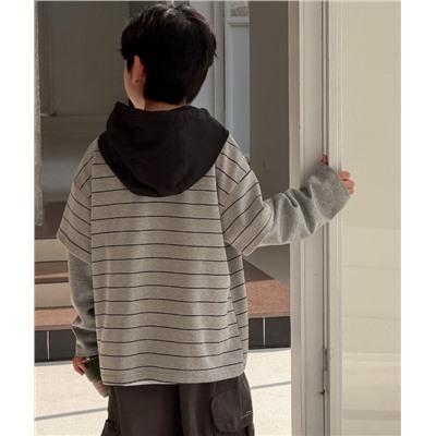 Необычный лонгслив для мальчиков