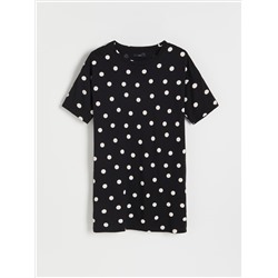 Nachthemd mit Punkten