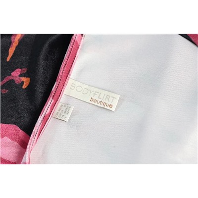 Женское платье в стиле ретро из бархата с цветочным принтом