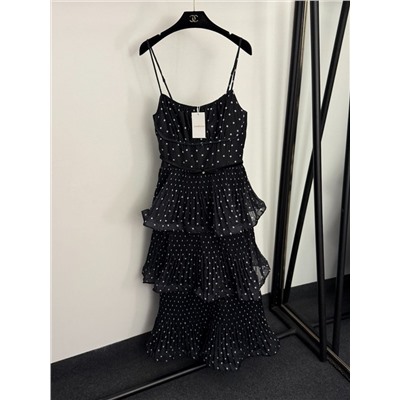 Красивое платье с воланами