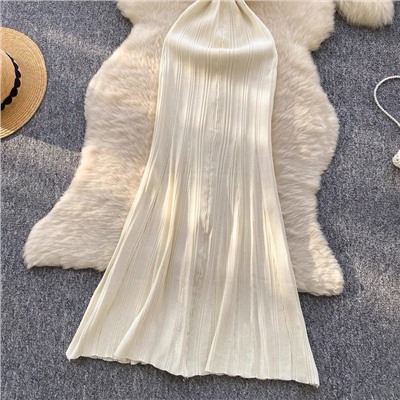 Трикотажное платье с акцентными пуговицами  4 цвета