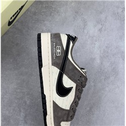 Nike SB Dunk Low