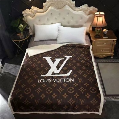 Пледы велюр  Размеры :  150*200cm