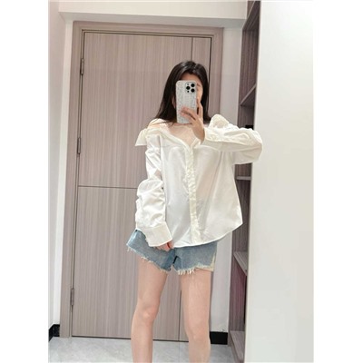 Стильная женская рубашка с имитацией внутри майки, которая украшена стразами  АЛЕКСАНДР ВАН*Г