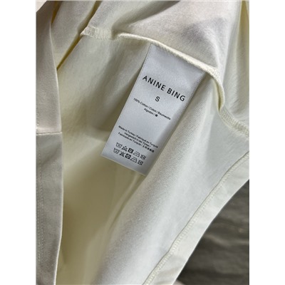 Новый стиль для ранней весны, уличная футболка с графическим рисунком в стиле ретро, ​​с уникальным графическим дизайном и акцентом на верхней части тела