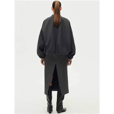 Zara  ♥️ куртка/бомбер в европейском и американском стиле… скажу сразу, на видео обманула 🙈 коллекция 2023 и цена на оф сайте около 9000