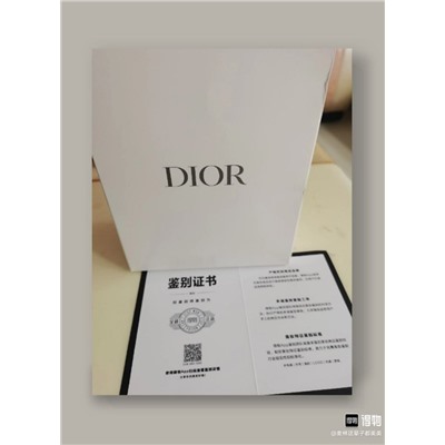 💘Набор миниатюр DIO*R   Оригинал, с сайта poizon, где все товары перед отправкой проходят тщательную проверку на оригинальность и сертификацию.