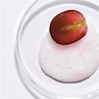 Веганский лифтинг-крем с ягодами и ресвератролом Dr.Ceuracle Vegan Active Berry Lifting Cream 75 мл