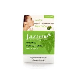 Дневной крем для всех типов кожи лица с растительными экстрактами и витаминами PERFECT SKIN от Jula's Herb 18 мл / Jula's Herbs PERFECT SKIN Day Cream 18 ml
