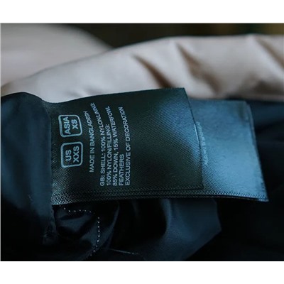 Тёплый жилет унисекс  ✅The N*rth Fac*  Оригинал✔️, сшит на фабрике  из оставшейся оригинальной ткани бренда. Водонепроницаемая ткань, тёплый, мягкий.