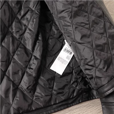 Оригинальная утепленная экспортная мужская куртка из качественной прочной, но при этом очень мягкой экокожи. Top Secret  Материал: ПУ Цвет: верный Размер:  М (рекомендуемый вес 110-135кг); Л (рекомендуемый вес 135-155кг);  XL (рекомендуемый вес 155-175кг),  2XL (рекомендуемый вес 175-195кг)