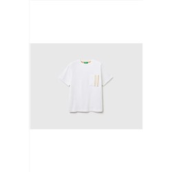 United Colors of BenettonErkek Çocuk Beyaz Cep Detaylı T-shirt Beyaz