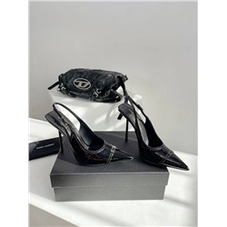 Y*SL 💜- шикарные туфли на шпильке из лакированной кожи   Высота каблука: 10,5 см.  Материал: натуральна кожа