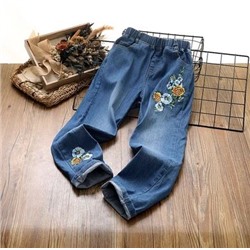 Детские хлопковые джинсы с вышивкой