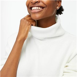 Button turtleneck in extra-soft yarn