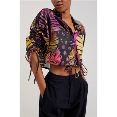 Blusa tropical