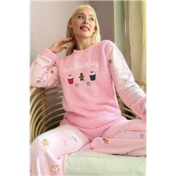Pijamaevi Toz Pembe Baking Desenli Kadın Peluş Pijama Takımı 2377
