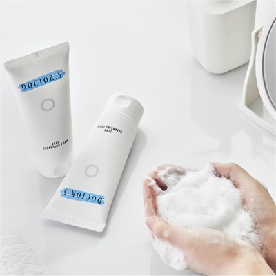 Hi-Moisture Zero Cleansing Foam  Гипоаллергенная увлажняющая пенка