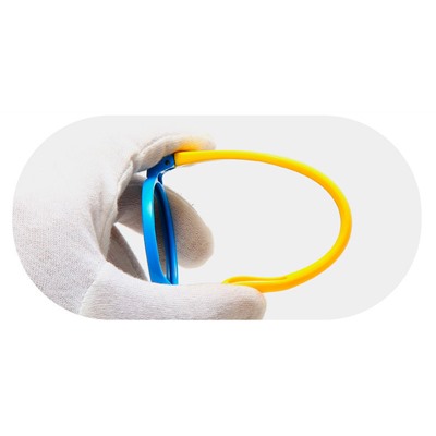 IQ10002 - Детские солнцезащитные очки ICONIQ Kids S5002 С4 голубой-желтый