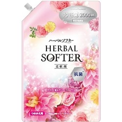 Mitsuei Herbal Softer Кондиционер для белья с ароматом белых цветов сменная упаковка 2л
