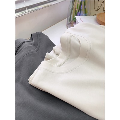 летняя легкая роскошная футболка из глянцевой однотонной ткани с короткими рукавами
