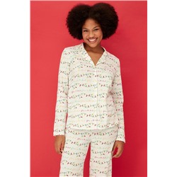TRENDYOLMİLLA Kırık Beyaz %100 Pamuk Yılbaşı Temalı Gömlek-Pantolon Örme Pijama Takımı THMAW24PT00056