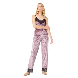 Cottonhill Pudra Dantel Detaylı Kadife Kadın Pijama Takımı CTNHLL1500