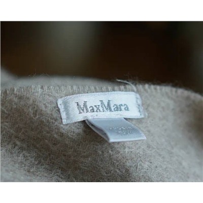 Ma*x M*ara  ♥️  кашемировый шарф 🧣 классический базовый стиль.. очень мягкий.. красивая вышивка.. качество🔥  экспортная фабрика