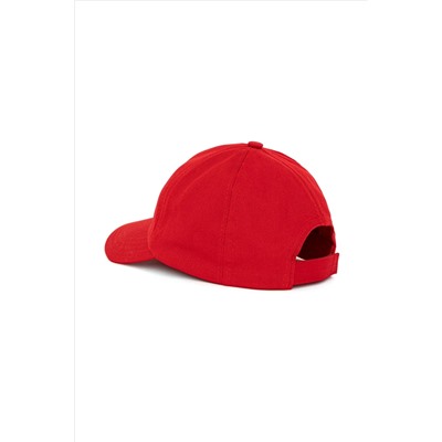 Erkek Kırmızı Şapka