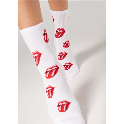 Kurze Sportsocken im Rockband-Stil