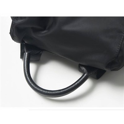 Tor*y Burc*h  🎒 вместительный рюкзак из водонепроницаемой ткани, вставки из воловьей кожи. Отшит из остатков оригинальной ткани бренда ✅ Цена на оф сайте выше 30 000