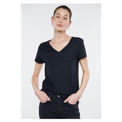 Mavi V Yaka Siyah Basic Tişört Slim Fit / Dar Kesim 168260-900