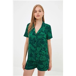 TRENDYOLMİLLA Yeşil Baskı Detay Gömlek-Şort Pijama Takımı THMSS21PT1032