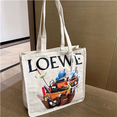 Классная холщевая сумка-шопер Loew*e