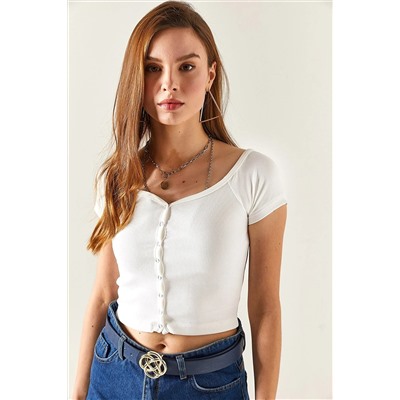 Olalook Kadın Beyaz Kayık Yaka Çıtçıtlı Likralı Crop Bluz BLZ-19002332