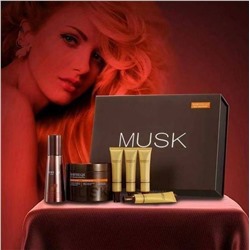 Подарочный набор для шикарных волос Mocheqi Musk 🥤   В набор входит: маска, эссенция, сыворотка  Отличная идея для подарка 🎁