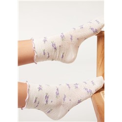Kurze Socken mit romantischem Rand Eco