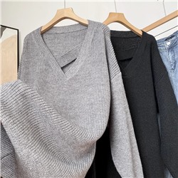 Корейская версия серого пуловера с V-образным вырезом
