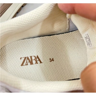 кроссовки Zara