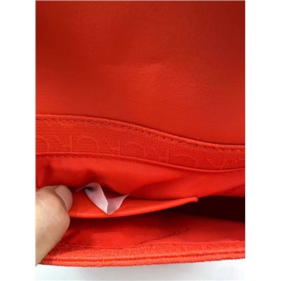 2024 Модная классическая европейская сумка-раскладушка с металлической пряжкой в стиле Calvin Klei*n