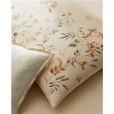 FLOWER AND BUTTERFLY PRINT PILLOWCASE