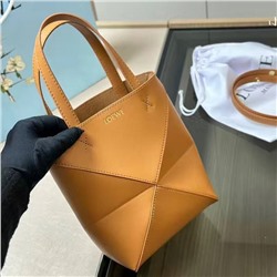 Женская сумка bag geometric bucket tot*e из воловьей кожи коллекция 2023 Loew*e  складная портативная сумка на одно плечо (маленькая 25* 22)