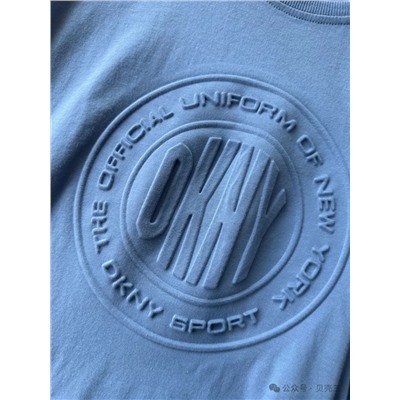 Универсальная женская футболка с оригинальным объемным декором ⭐️DKN*Y , оригинал, экспорт, модель 2024 года!