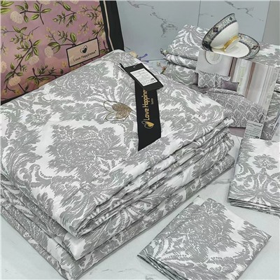 Комплект постельного белья  Victoria's Secret СЕМЕЙНОЕ (с одеялом -2 шт)